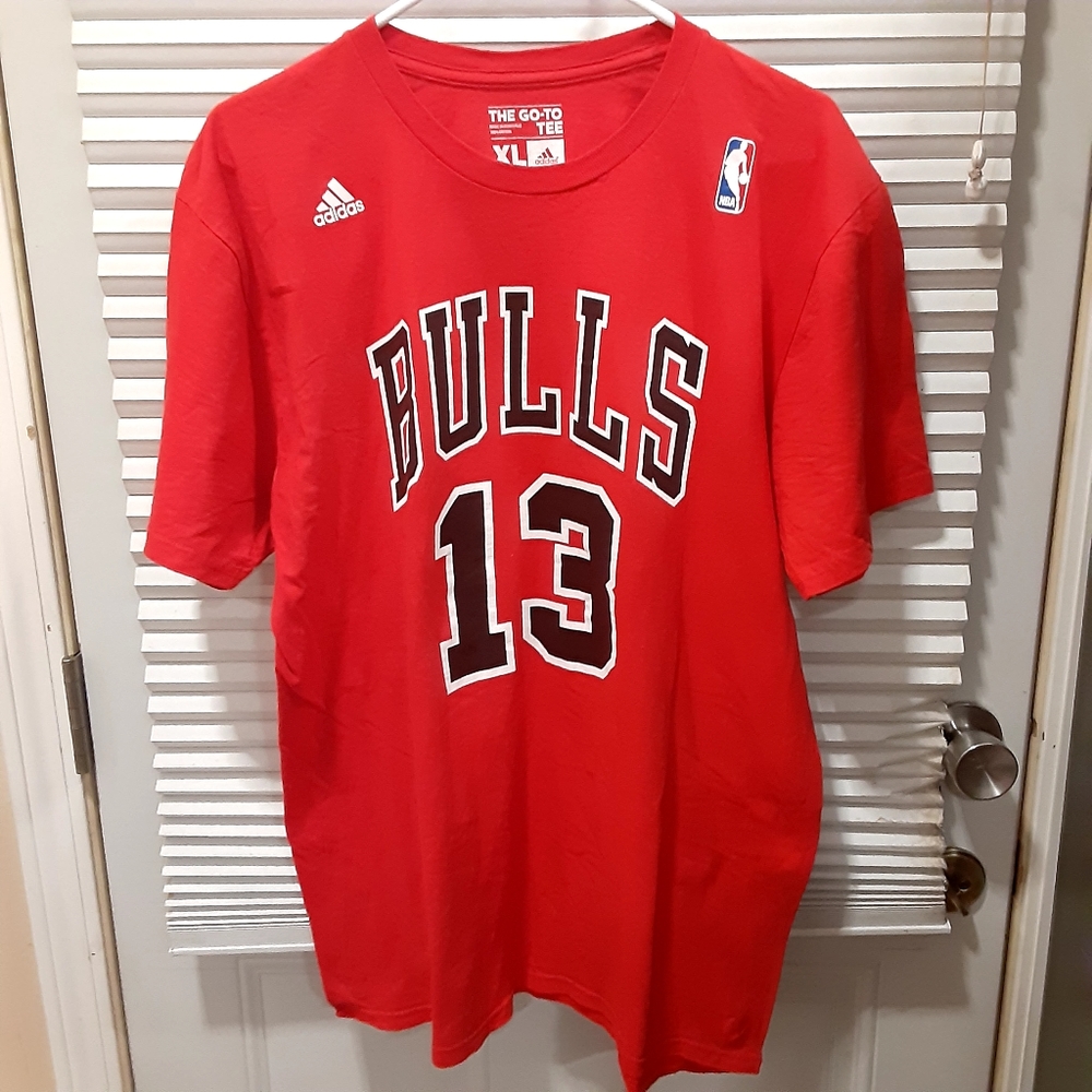Chicago bulls short Sleeve tshirt. Size medium - Picture 1 of 10